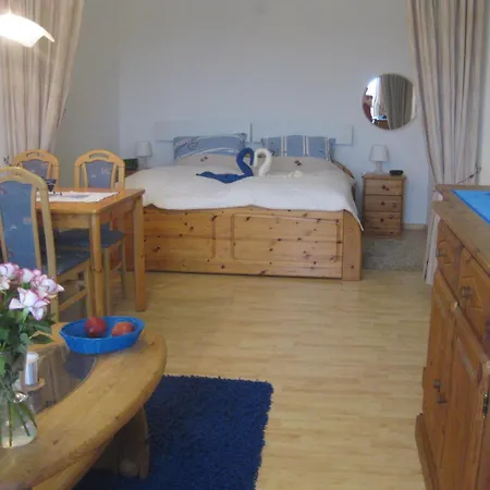 'segelyachten-perle' Appartement Strande