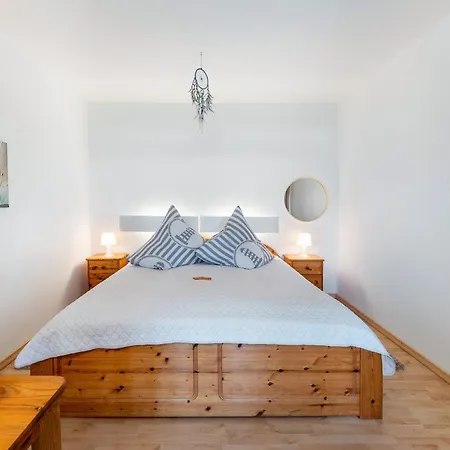 'segelyachten-perle' Appartement Strande